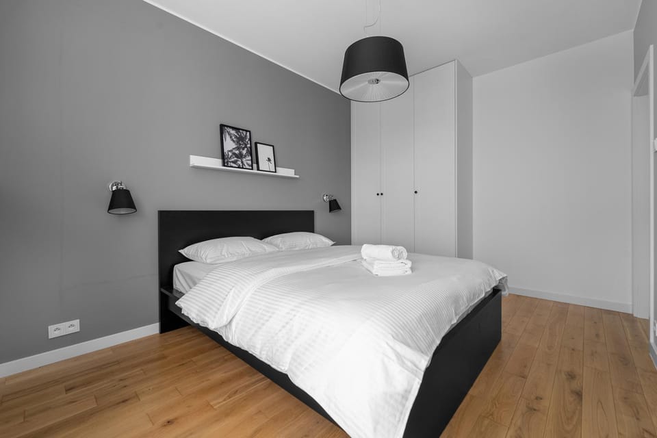 Bed, Photo of the whole room, Bedroom, towels, wardrobe
