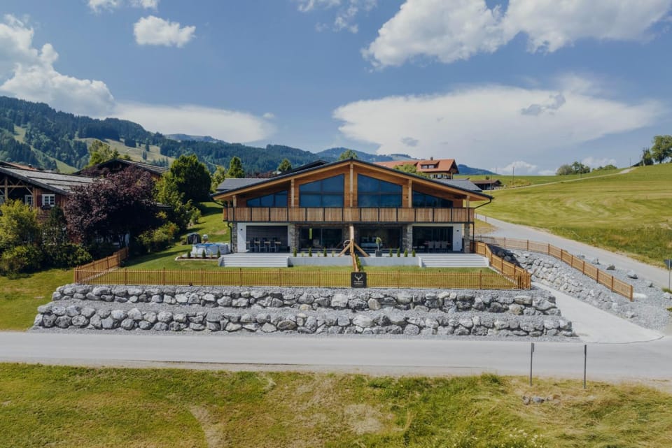 Platzhirsch Ofterschwang Hotel in Bavaria