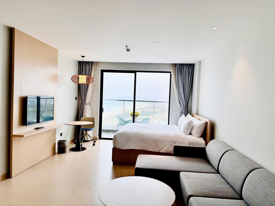 The Cam Ranh Oceanview Resort Apartment in Khanh Hoa Province