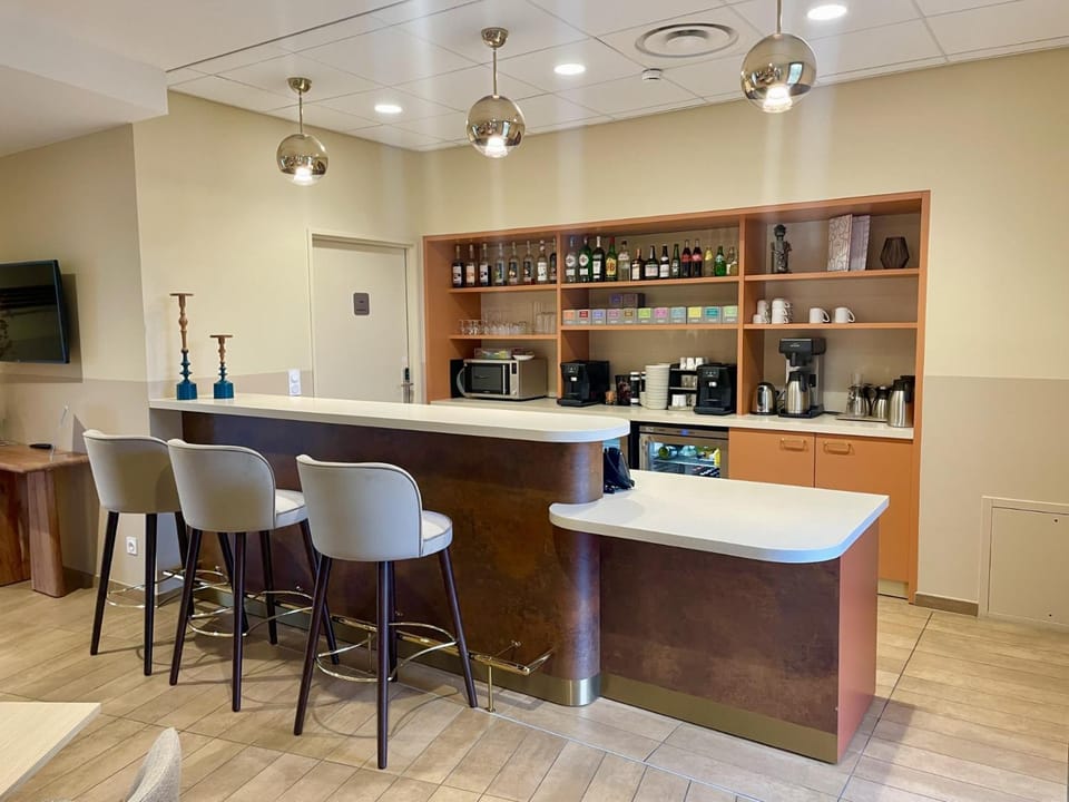 Lounge or bar