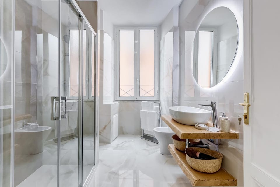 Monti Suites Cavour Bed and Breakfast in Rome