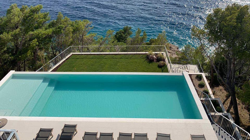 Luxurious and spacious pet friendly villa in Brela Villa in Brela