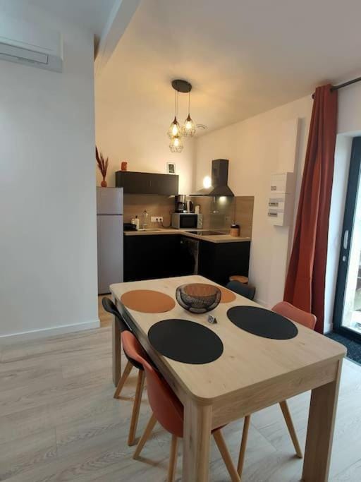 Dining area, minibar, stove