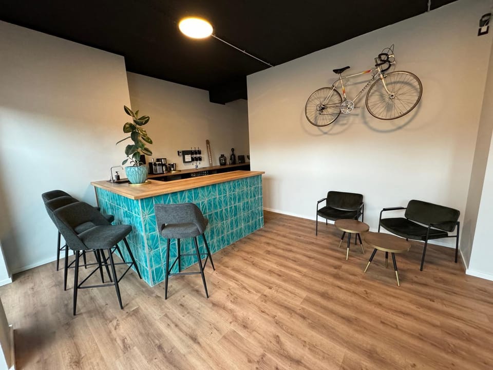Communal lounge/ TV room, Lounge or bar