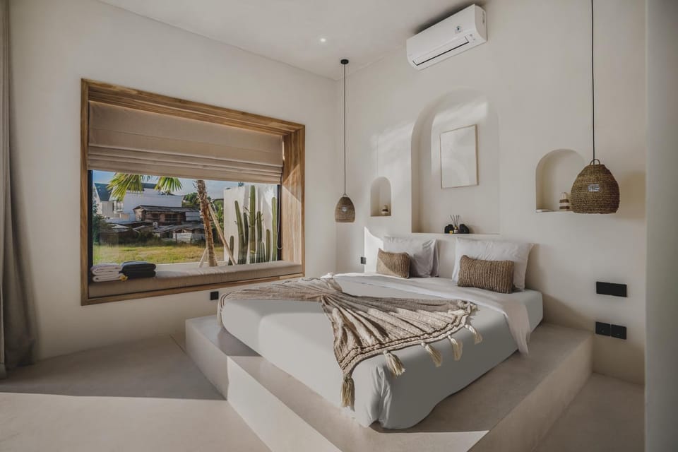 Bed, Bedroom, air conditioner
