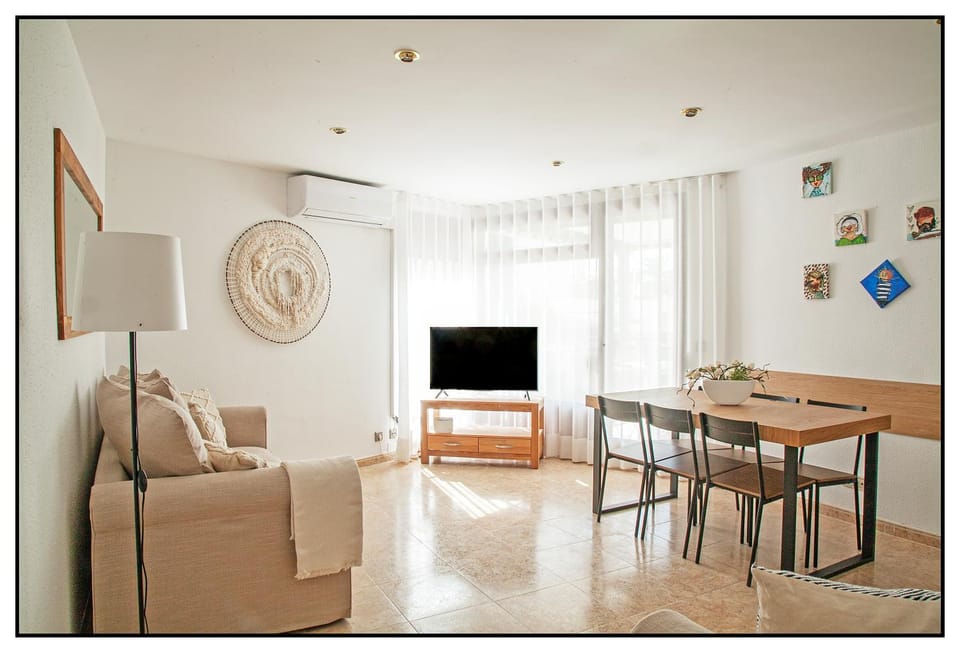 APARTAMENTO CENTRICO JUNTO AL MAR - WIFI FREE Apartment in Salou