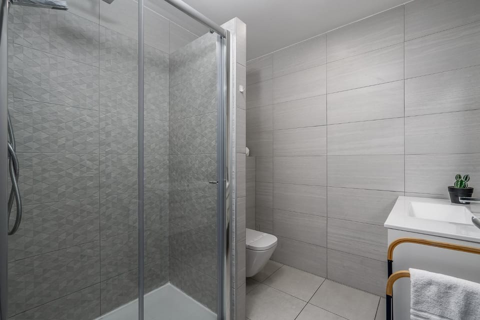 Wonderful Praia da Rocha Flat by LovelyStay Apartment in Portimao