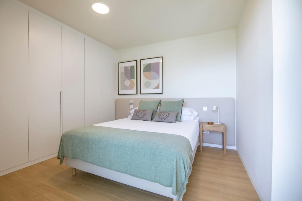 Bedroom, wardrobe