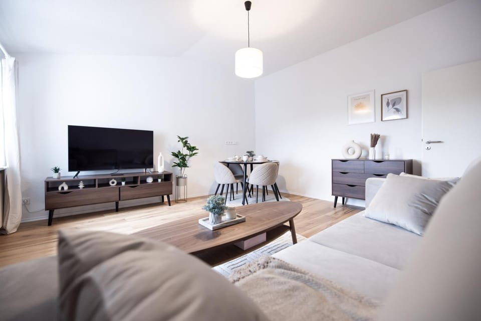 Communal lounge/ TV room, TV and multimedia, Living room, Photo of the whole room, Seating area, Evening entertainment