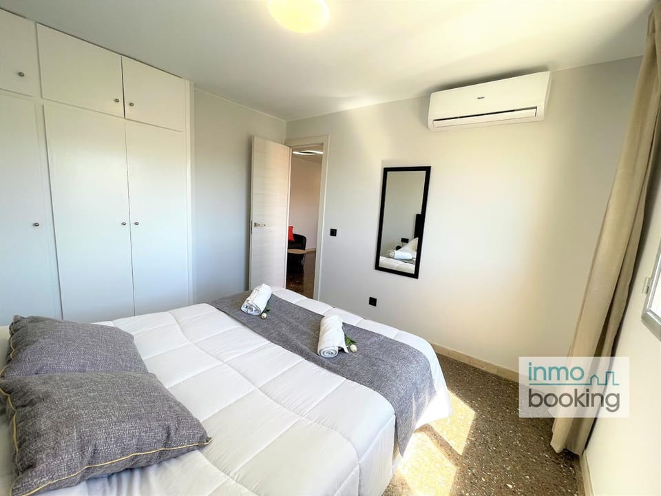 Rhin Salou, climatizado, piscina y cerca de la playa Apartment in Salou