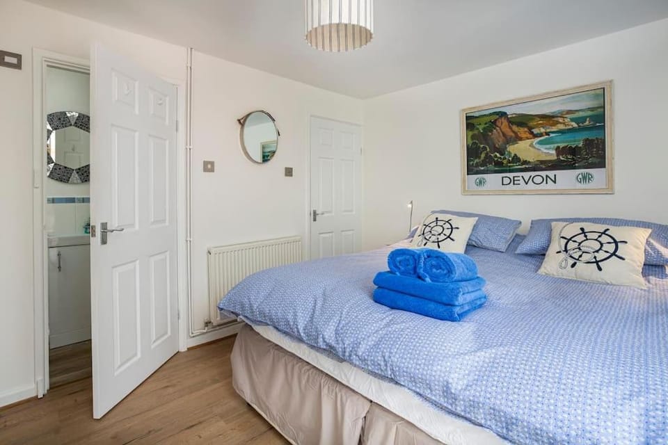 Fairwinds,Bigbury on sea ,Three-bed Beach House House in England
