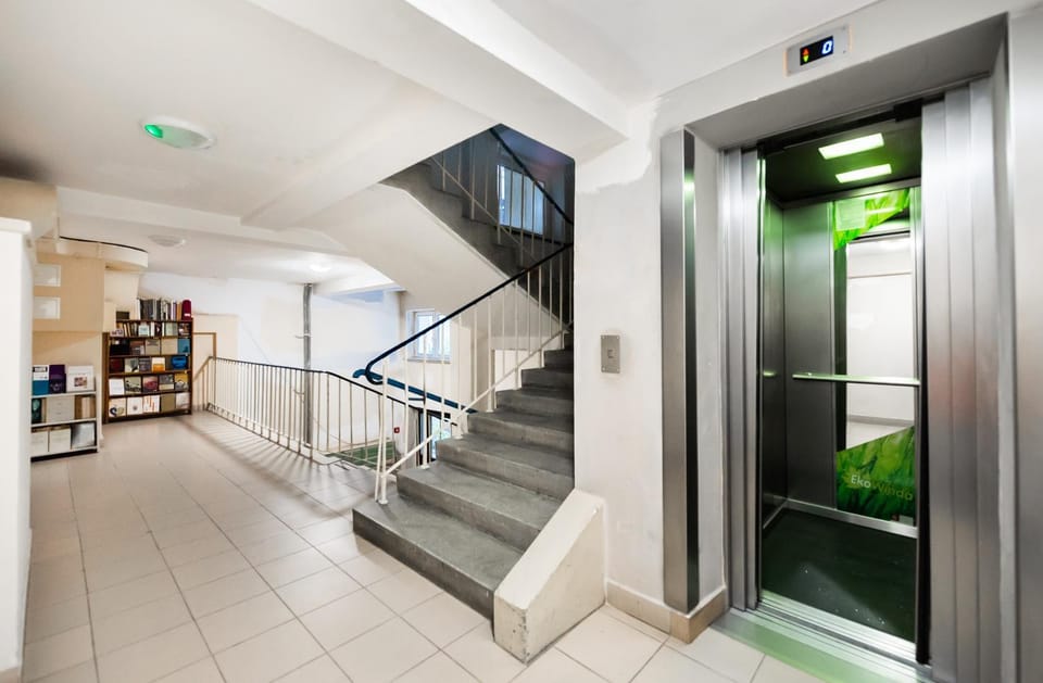 elevator