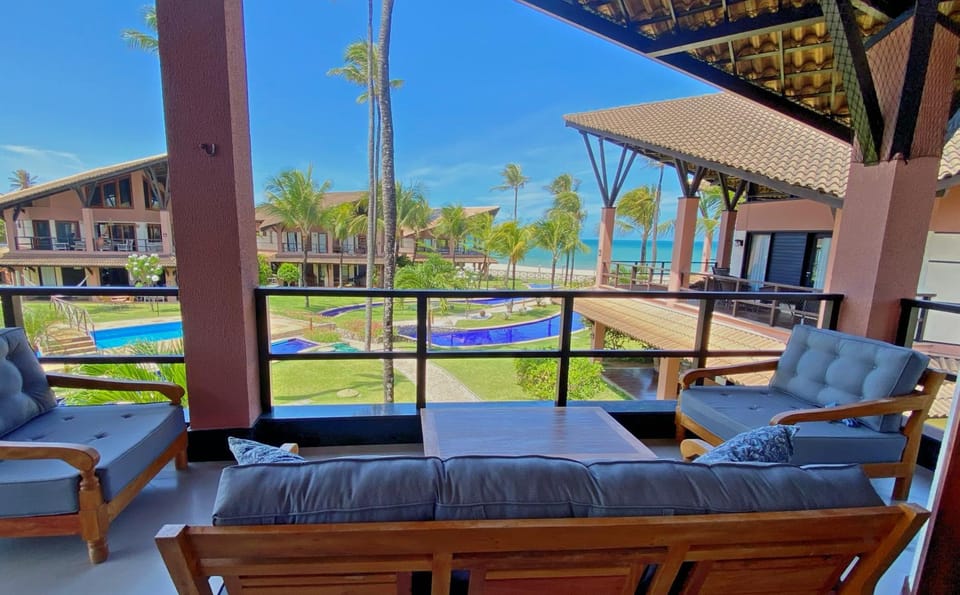 Balcony/Terrace, Seating area, Pool view