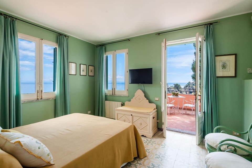 Casette Amelia by Letstay Apartment in Taormina