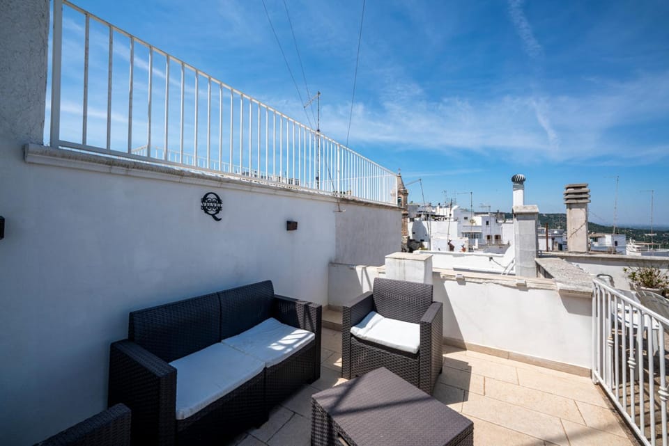 Patio, Day, View (from property/room), Balcony/Terrace