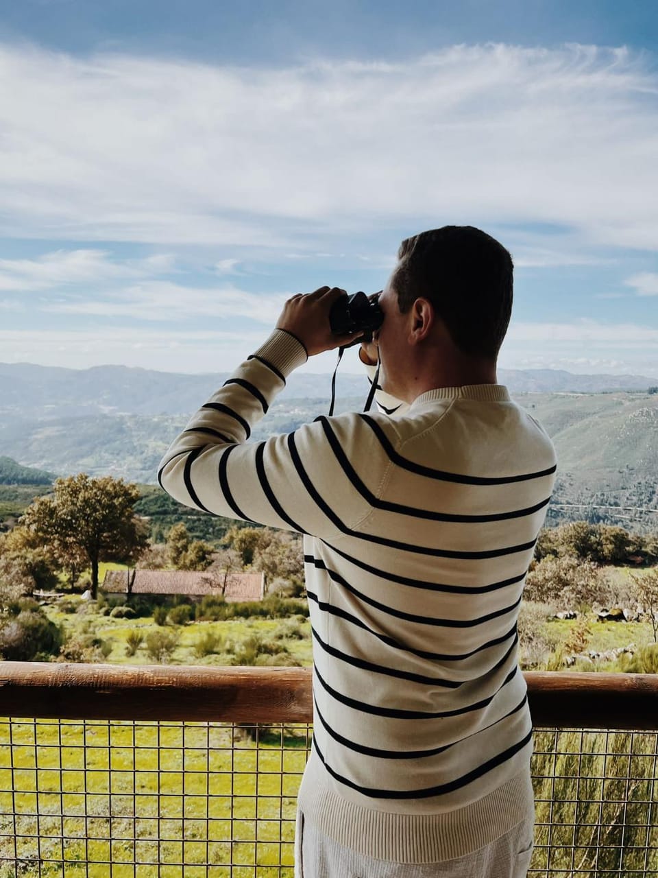 Day, People, Natural landscape, View (from property/room), Balcony/Terrace, Mountain view