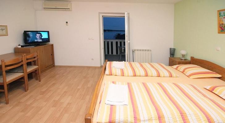 Kastel Gomilica - Marina Apartment in Šibenik-Knin County, Croatia
