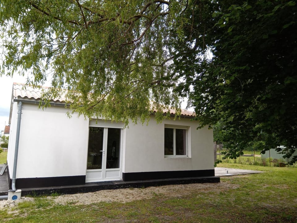 Property building, Spring, Day