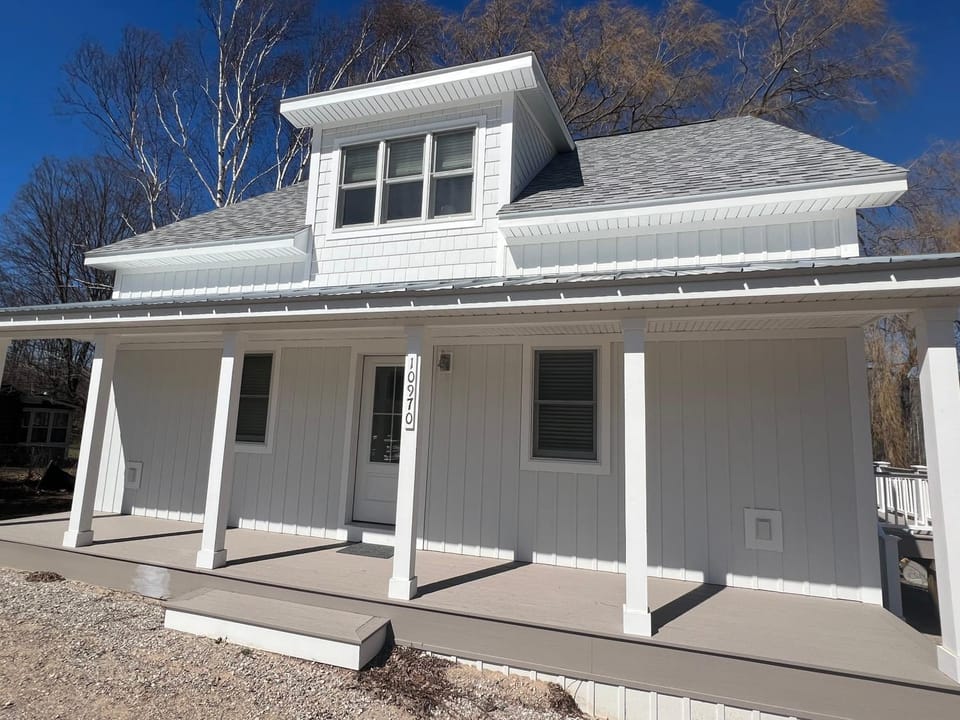 Platte River Cottage House in Sleeping Bear Dunes