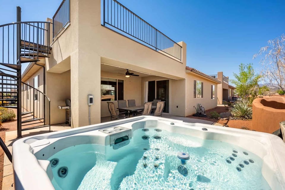 Red Sand Hideaway #119 home House in Santa Clara