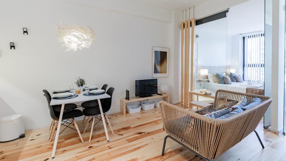 Fernandes Tomás 424 by LovelyStay Apartment in Porto