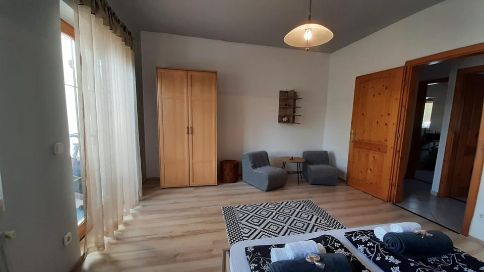 Selyemakàc apartman Apartment in Hungary