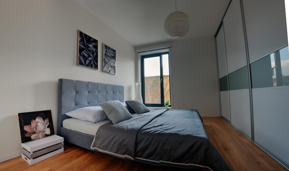 Apartmán Kmeťova so súkromným parkovaním zdarma, 5 min pešo do centra Apartment in Slovakia