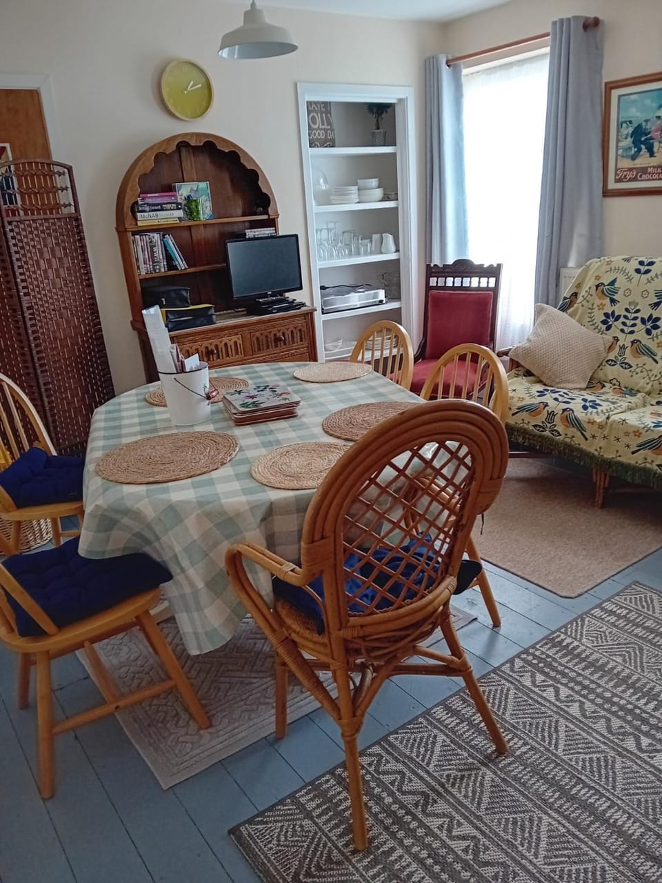 Communal lounge/ TV room, Kitchen or kitchenette