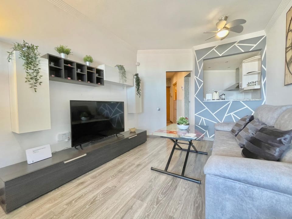LaFrenchTouch - Moderno y acogedor estudio vista mar Apartment in Torremolinos