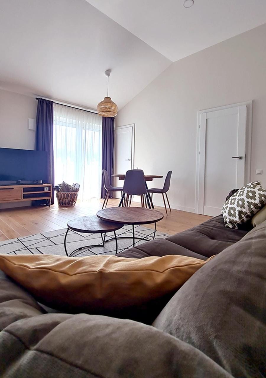 Communal lounge/ TV room, TV and multimedia, Living room, Seating area