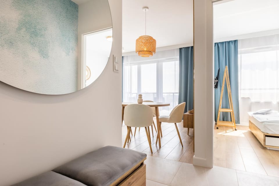 Living room, Bedroom