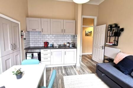 Great Central Location 1BED APT Off OConnell ST Apartment in Dublin