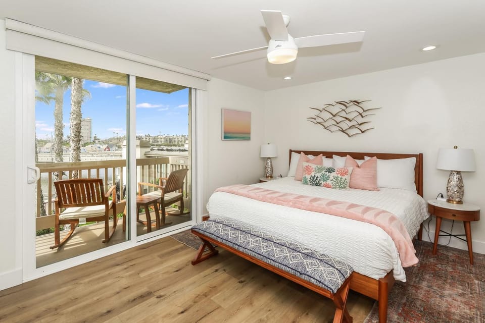 G115 - The Sandpiper House in Oceanside