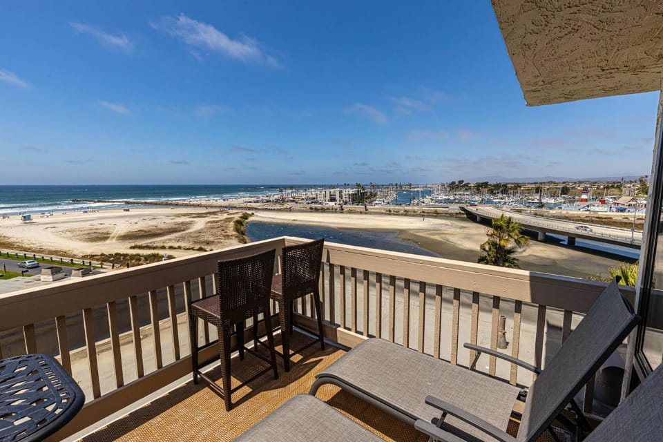 G315 Endless Paradise House in Oceanside