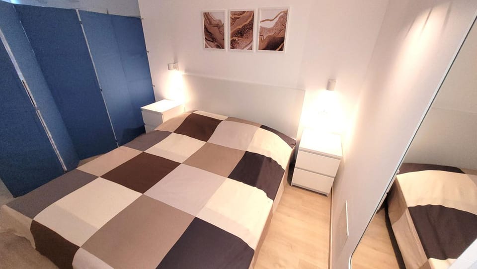 Bed, Bedroom, wardrobe