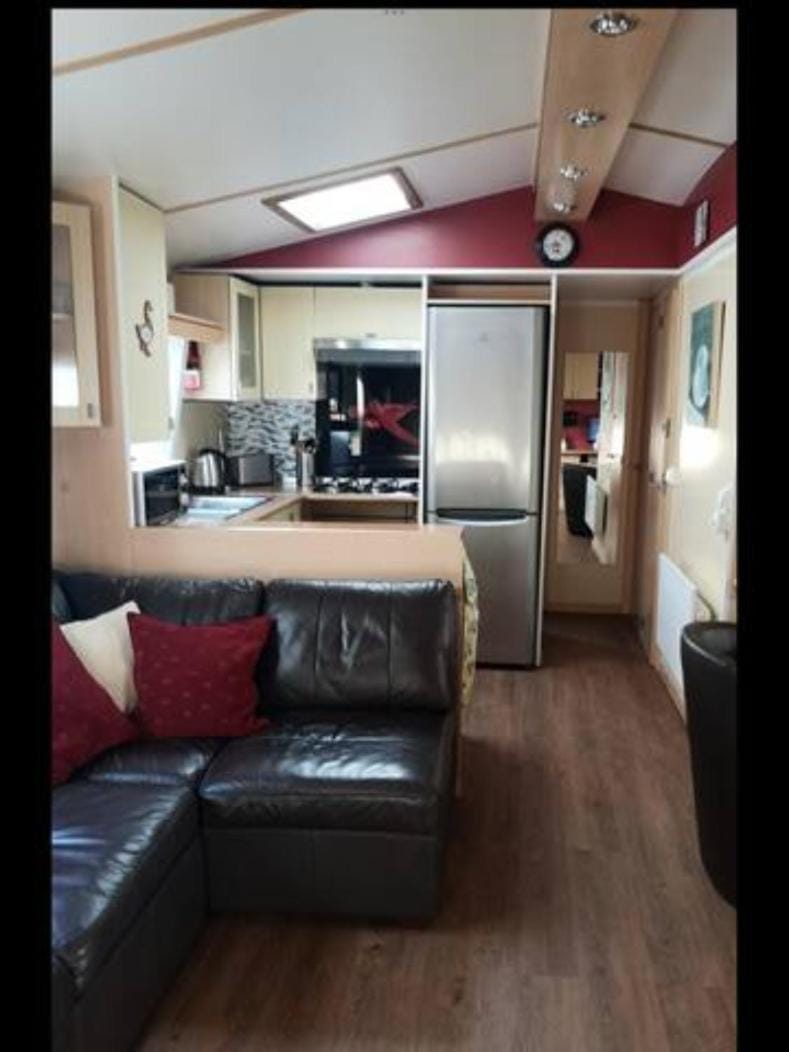 Kitchen or kitchenette, minibar, pet friendly, stove