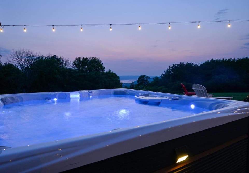 Hot Tub, Hot Tub, Pool view