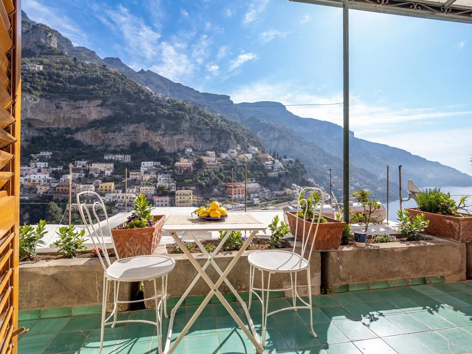Patio, Natural landscape, Balcony/Terrace