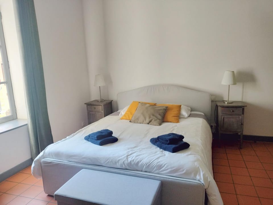 Maison de Pierre 4 à 6 personnes Apartment in Occitanie