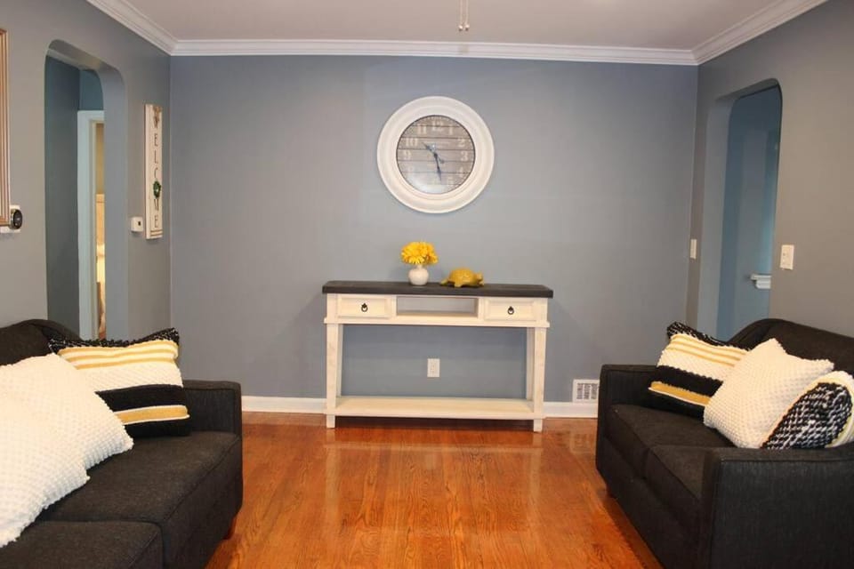 Beautiful place minutes away to New York City . House in Leonia