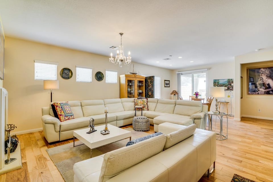 Dog-Friendly Las Vegas Rental Home w/ Private Yard House in Las Vegas
