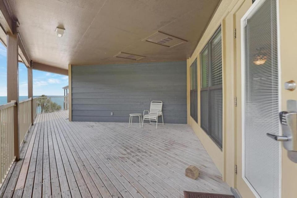 Sandpiper 12C House in West Beach