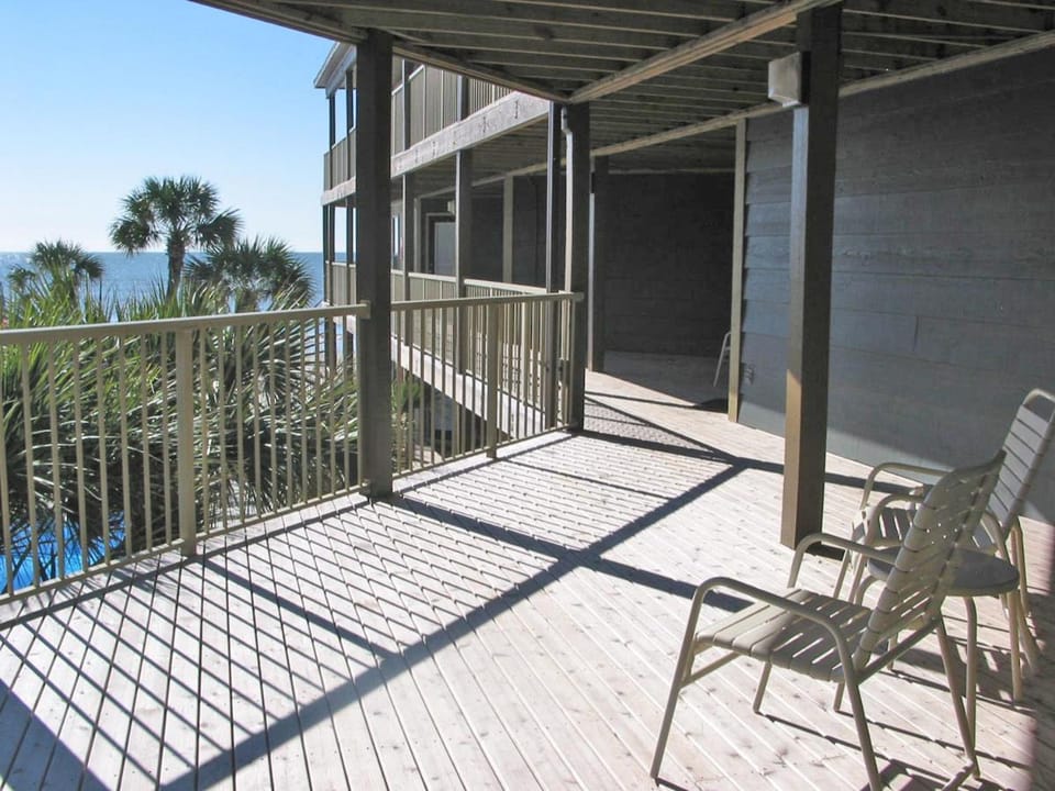 Sandpiper 13B House in West Beach