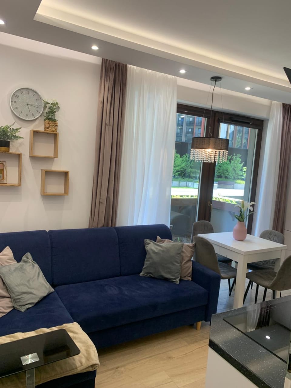 Forest Apart II Apartment in Warsaw