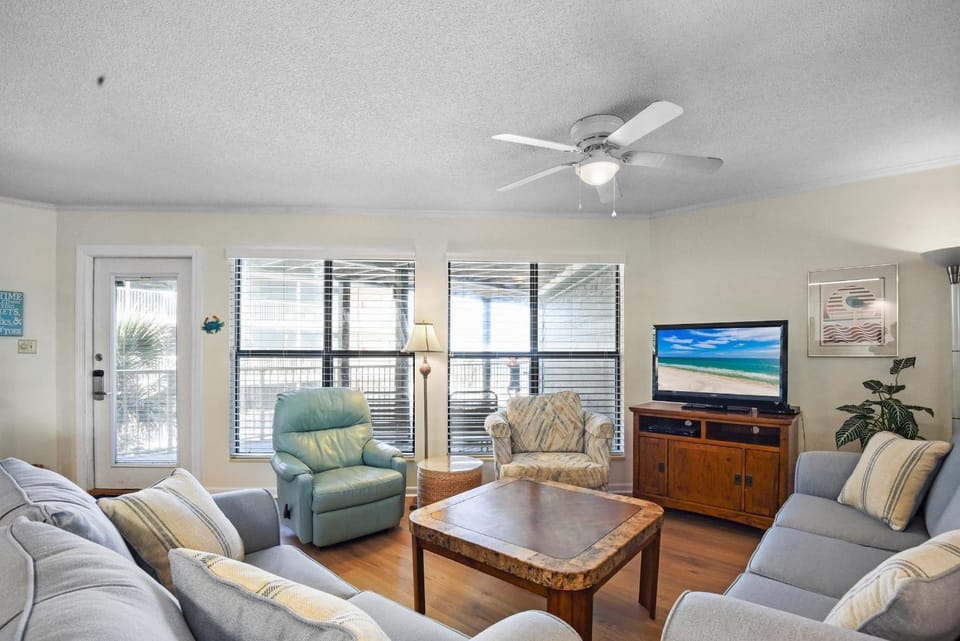 Sandpiper 14B House in West Beach