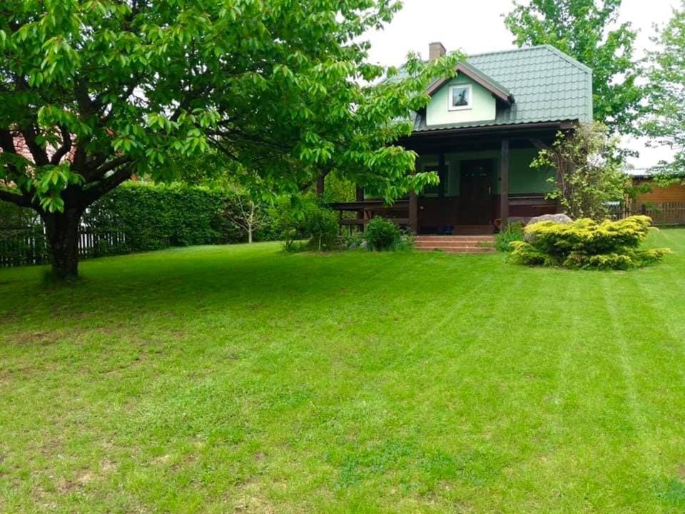 Property building, Day, Natural landscape, Garden, Garden, Garden view