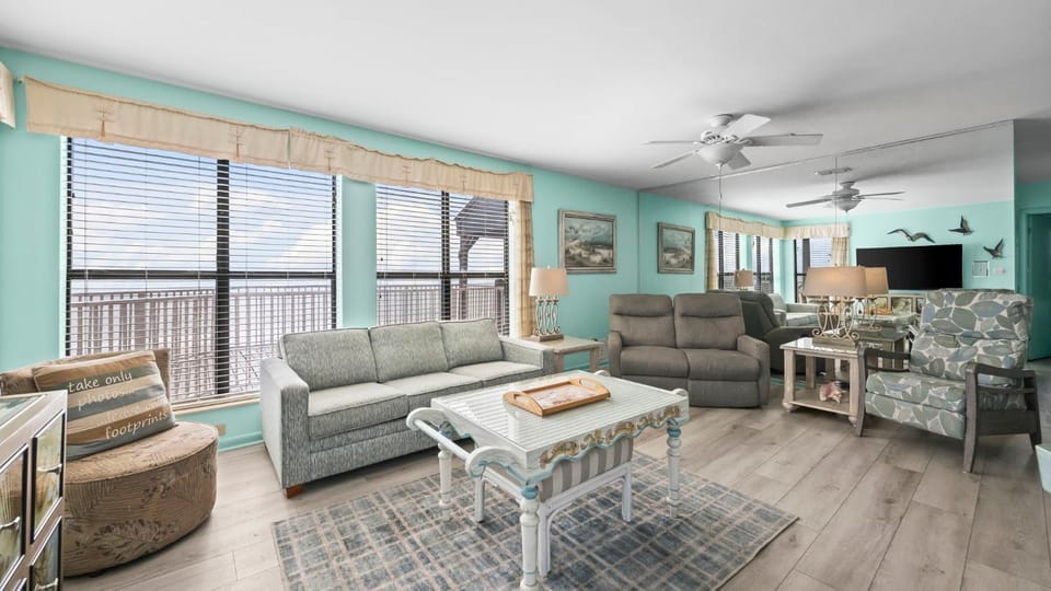 Sandpiper 16C House in West Beach