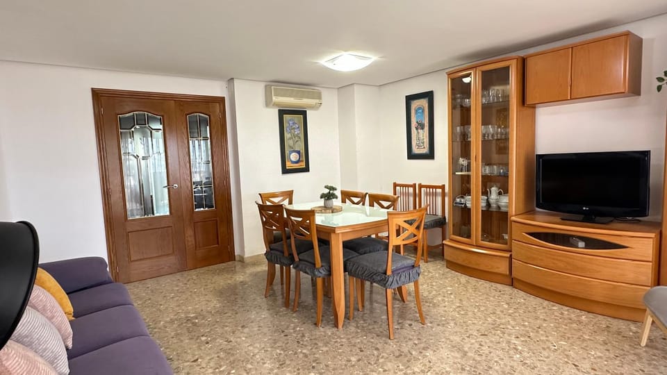 Ap BERMUDAS GANDIA - Solo familias Apartment in Safor