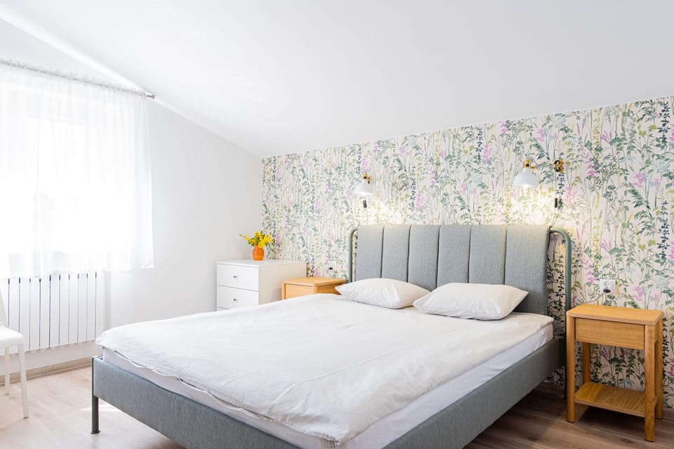 Bed, Photo of the whole room, Bedroom, internet