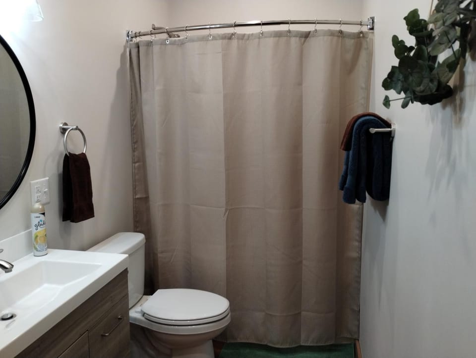 Leisure Suite - Homer Seaplane Base Apartment in Homer